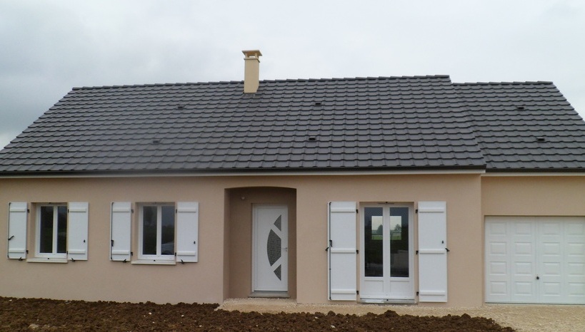 Constructeur maison à La Chapelle St Ursin  (18570)